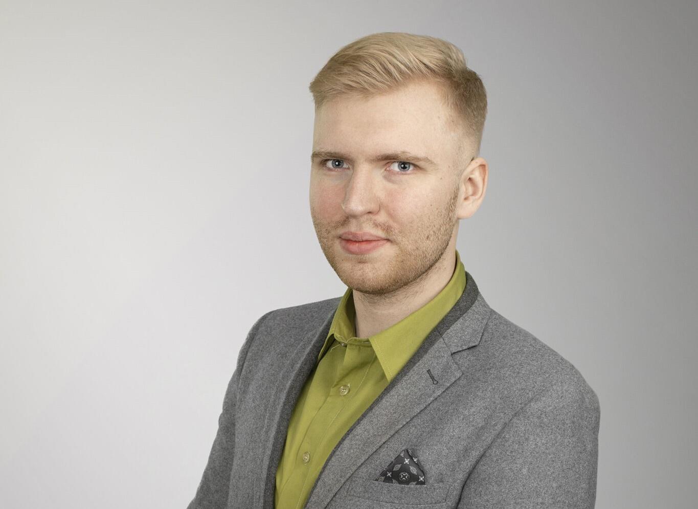 AISTIS PETRUSKEVICIUS