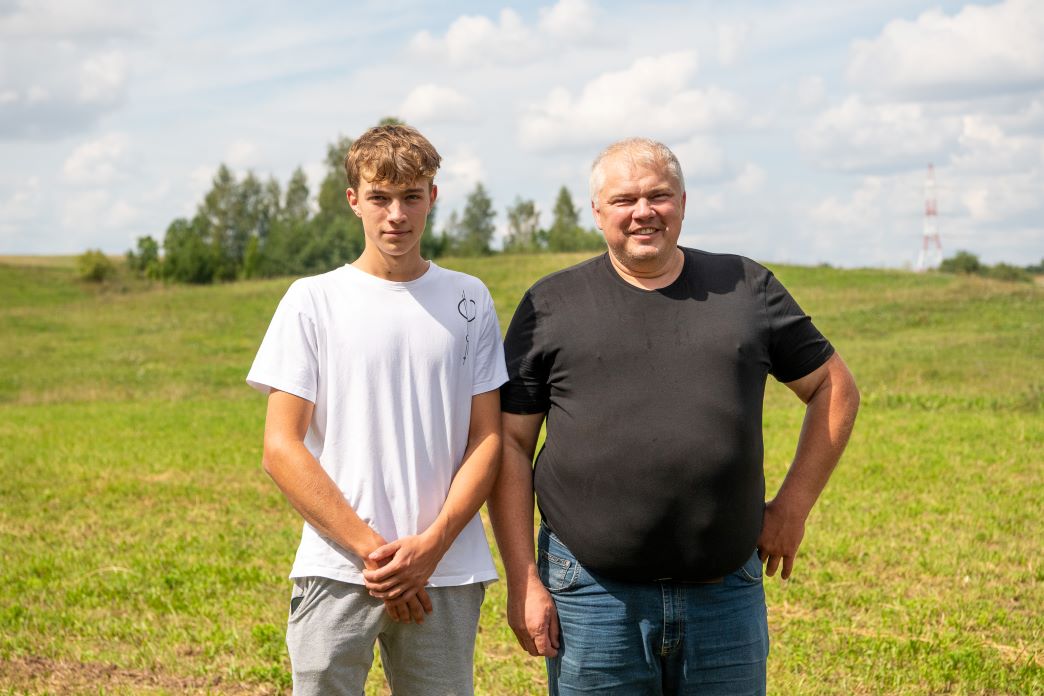 Marijus Bernatonis su sūnumi Karoliu