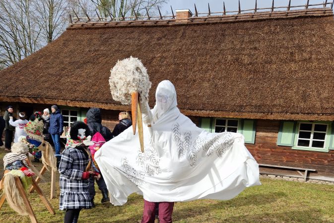 užgavėnių kaukės