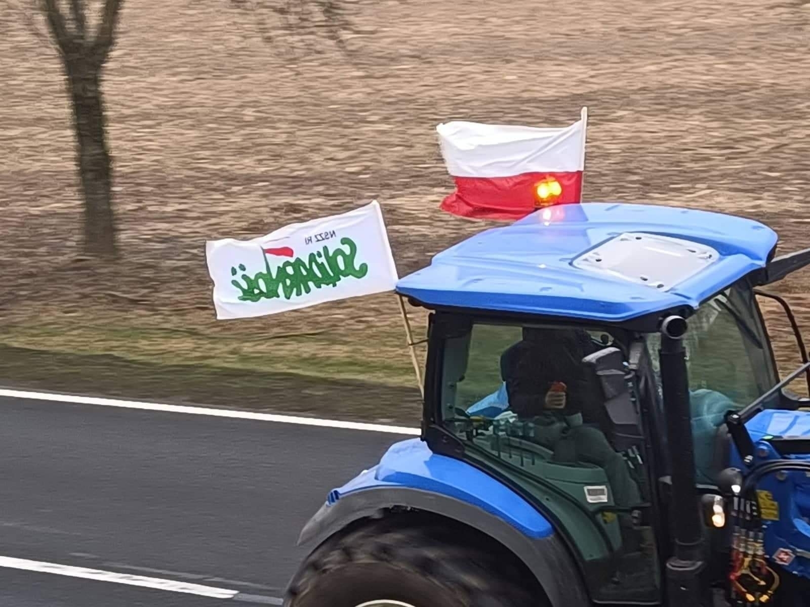 Lenkų ūkininkai nebetiki valdžia, protestuoja