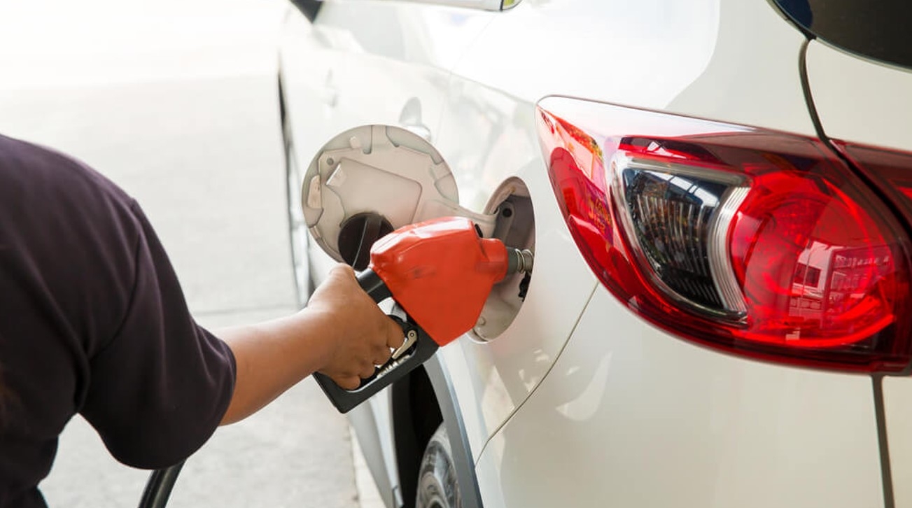 Didėja degalų sąnaudos: patikrinkite savo automobilio techninę būklę