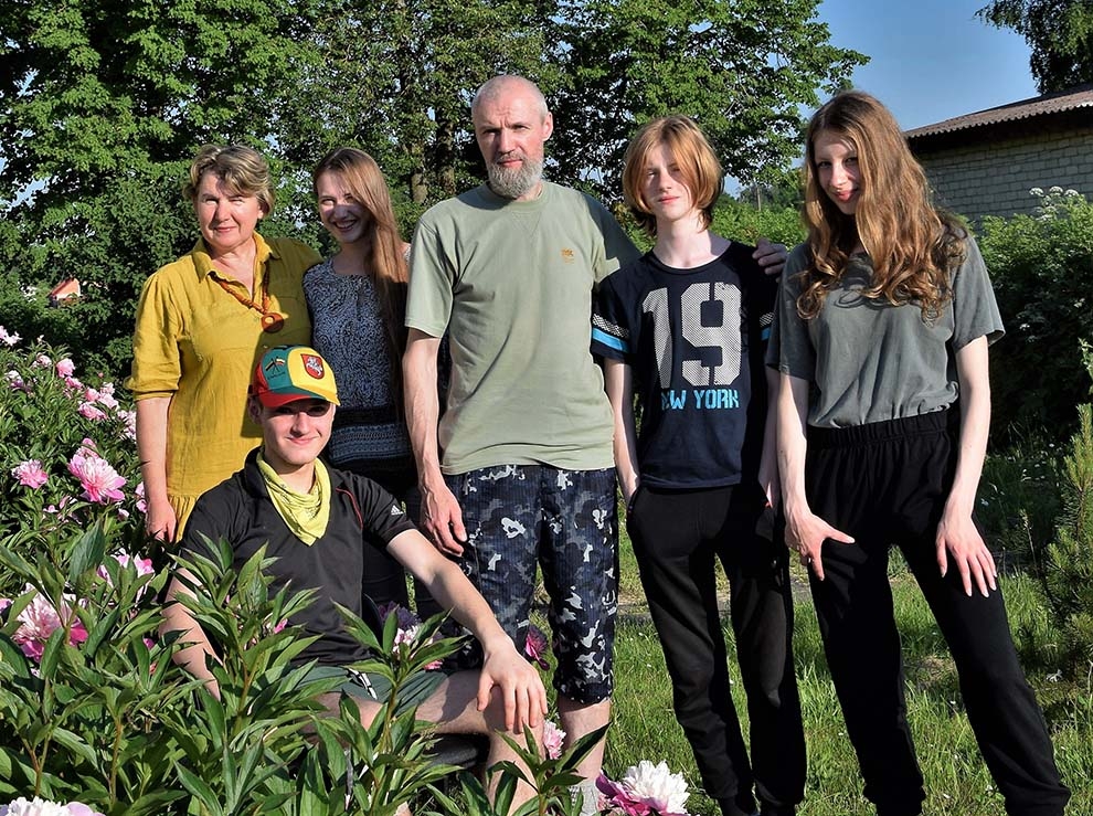 Nuo karo pabėgusius ukrainiečius priglaudė Piktuižių kaimo žmonės