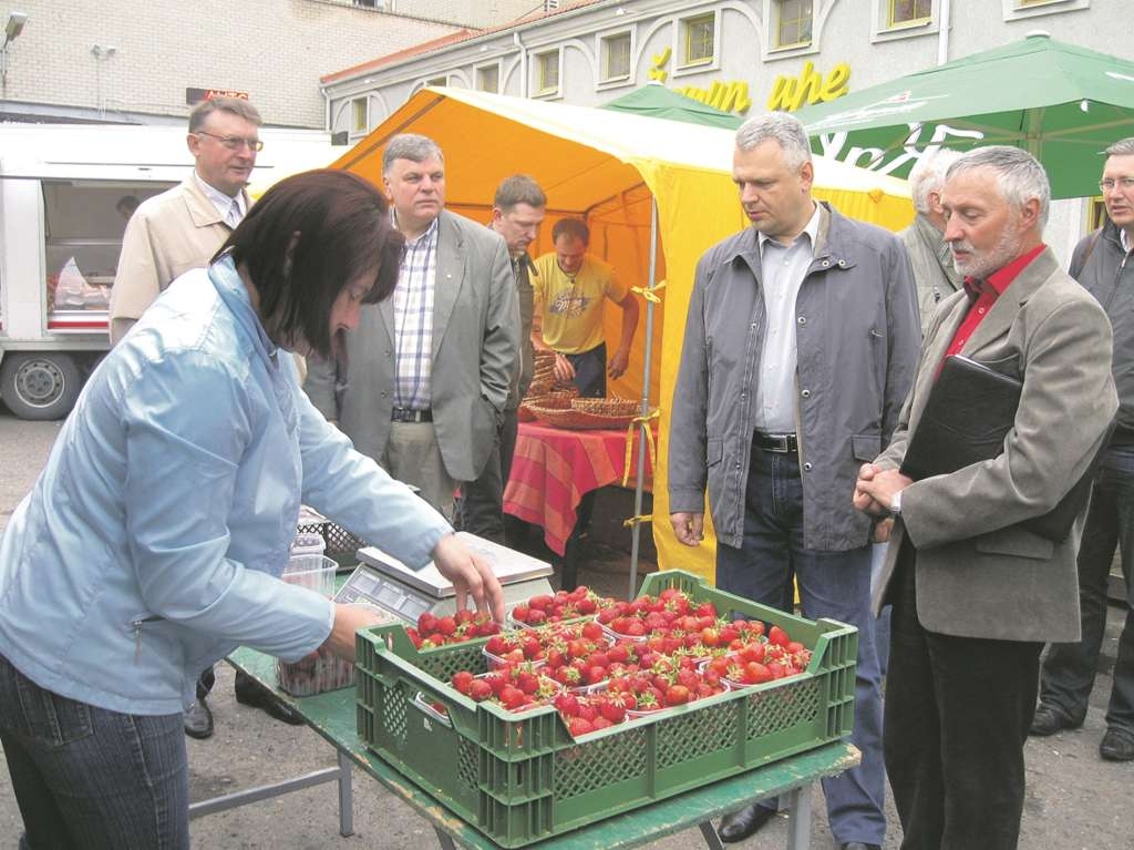 Žemės ūkio ministras lankėsi Kauno turguje