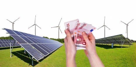 Artėja saulės ir vėjo jėgainių elektros gamybos pikas – energijos kaupimo pajėgumus įsirengiantis verslas gali gauti valstybės paramą