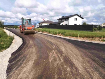 Vilniaus rajone vyksta kelių ir gatvių asfaltavimo darbai