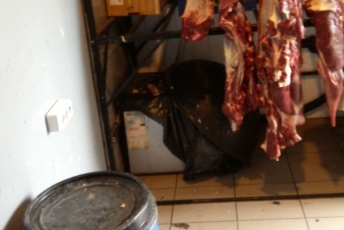 Kavinėje Šiauliuose – neaiškios kilmės skerdenos
