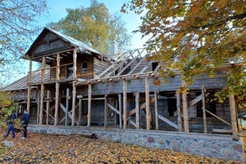 Čiulų dvaro sodybos ponų namas 