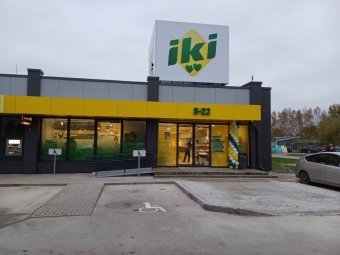 Atnaujino dar vieną parduotuvę – Molėtuose duris atvėrė gerokai didesnė „Iki“ parduotuvė