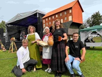 Kai malūną suka žmonės