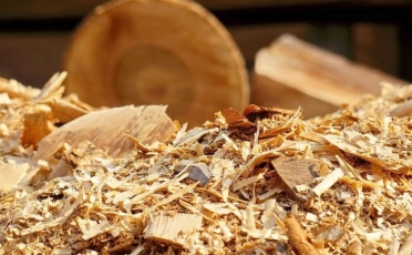„Žalvaris“ galės įsigyti medžio granulių gamintoją