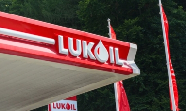 „Lukoil“ šiais metais gaus leidimą išgauti naftą šalia Kuršių nerijos