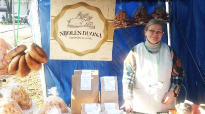 Duona, jungianti kepėją ir grūdo augintoją
