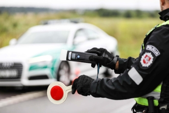 Policijos prevencinės priemonės šalies keliuose liepos mėnesį