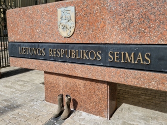 Registruotas projektas dėl pirmalaikių Seimo rinkimų, jį pasirašė 16 parlamentarų