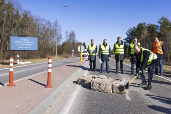 Pajudėjo blogiausio Lietuvoje kelio Vilnius-Utena rekonstrukcijos darbai